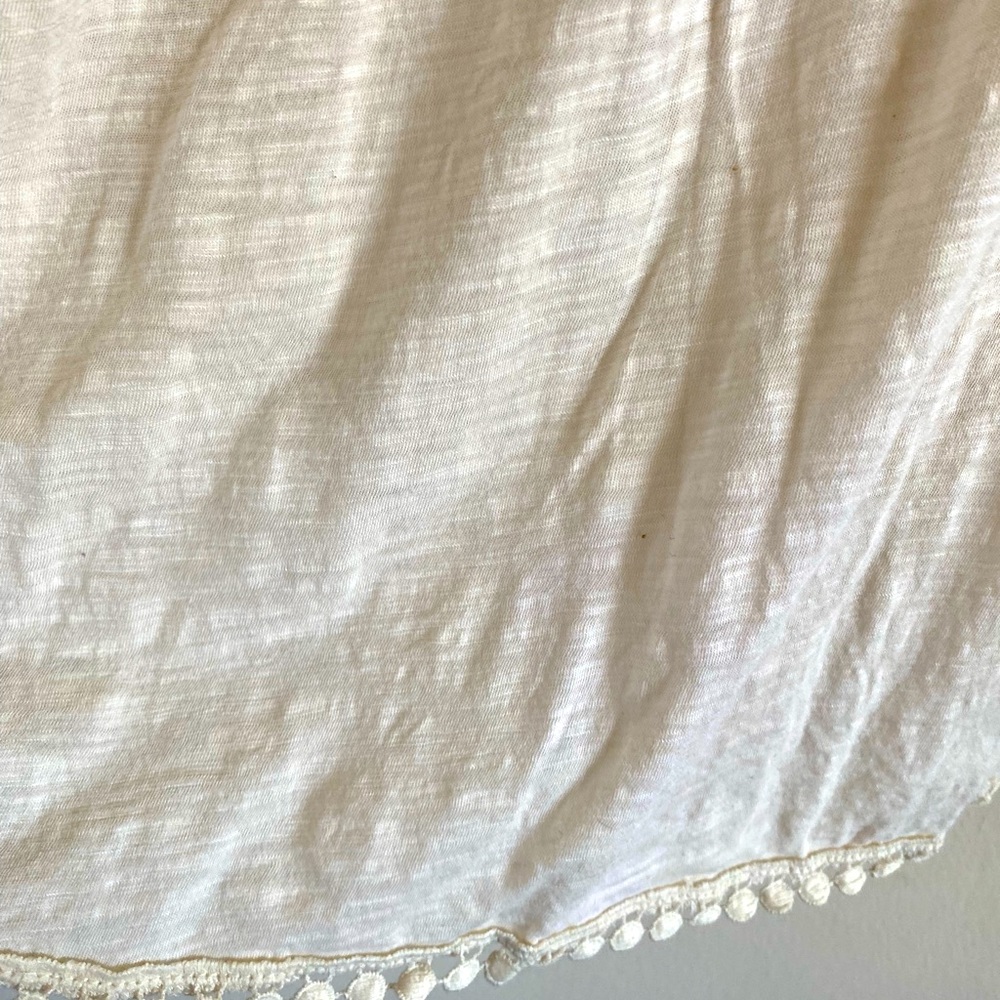 Torrid cream colored top - Picture 4 of 5